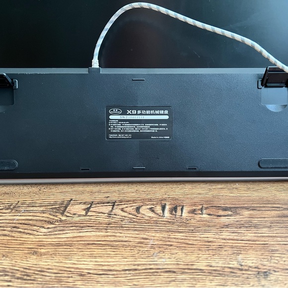 Retro typewriter style keyboard with mouse- Lights up with different patterns - Picture 6 of 6